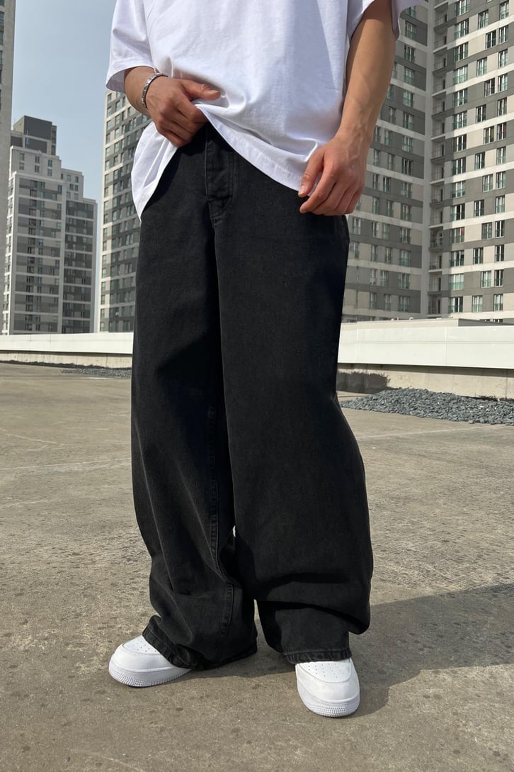 Basic Siyah Super Baggy Jean