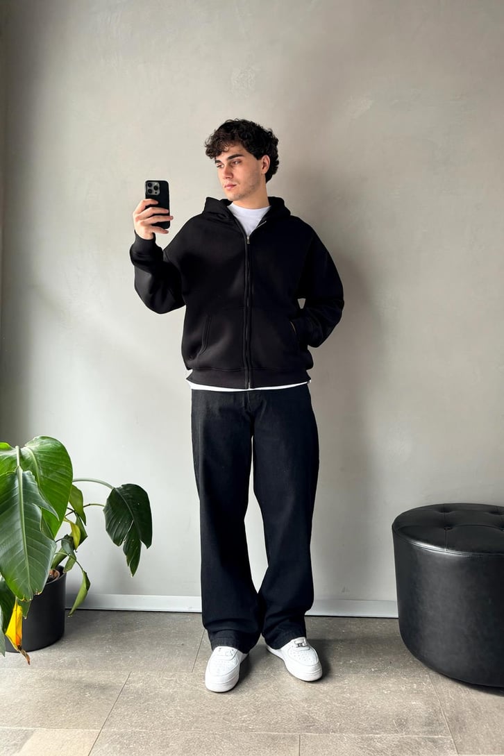Basic Siyah Zip Hoodie