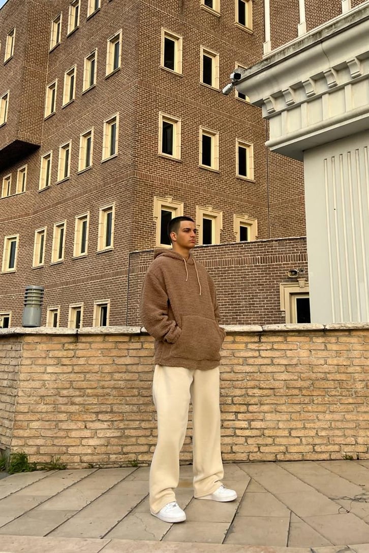 Basic Sütlü Kahve İçi Pamuklu Peluş Hoodie