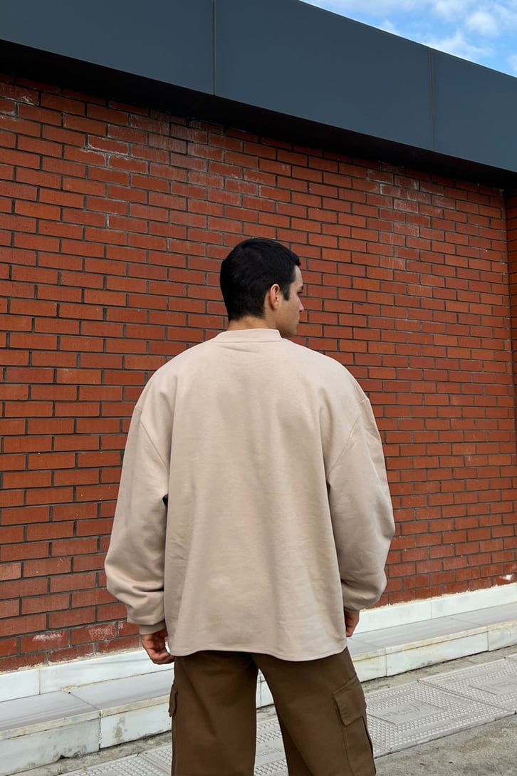 Basic Sütlü Kahve Oversize Sweatshirt