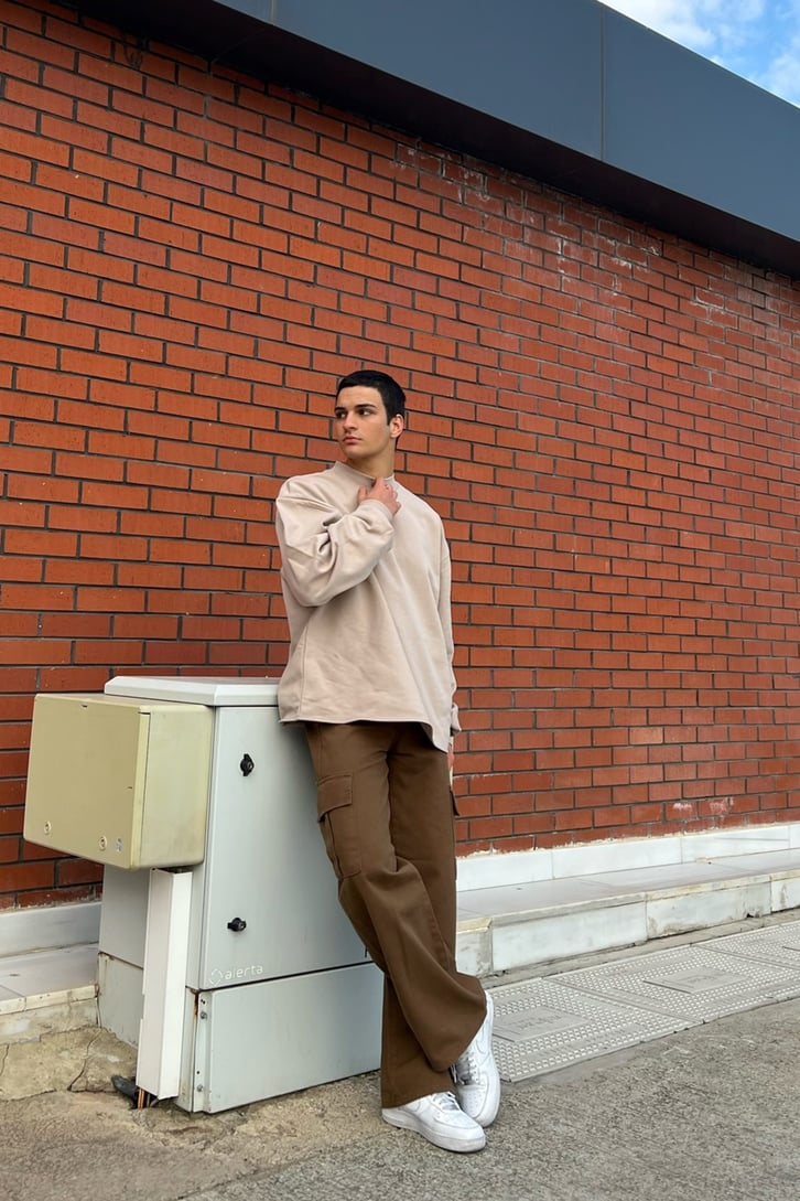 Basic Sütlü Kahve Oversize Sweatshirt