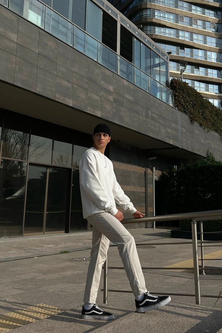 Basic Taş Rengi Regular Fit Jean