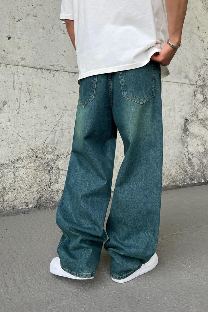 Basic Vintage Green Baggy Jean