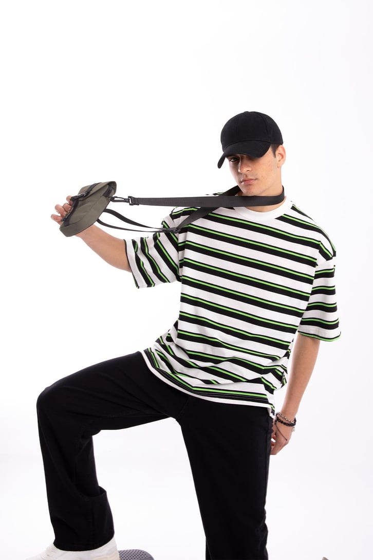 Basic Yeşil Çizgili Oversize Tshirt