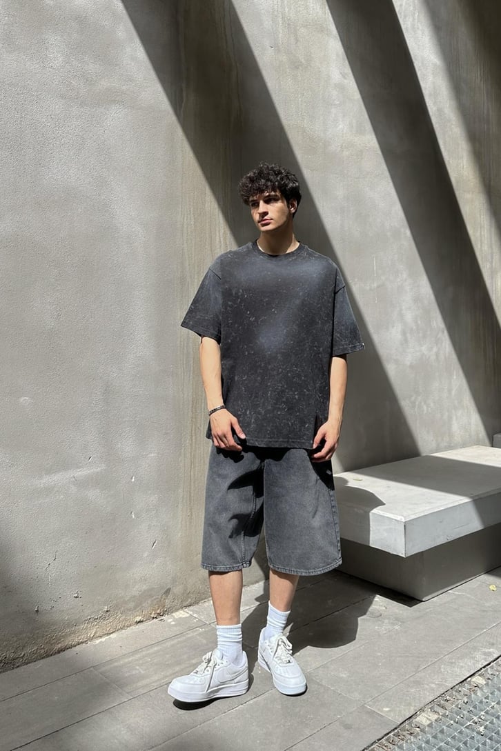 Basic Yıkamalı Antrasit Oversize Tişört