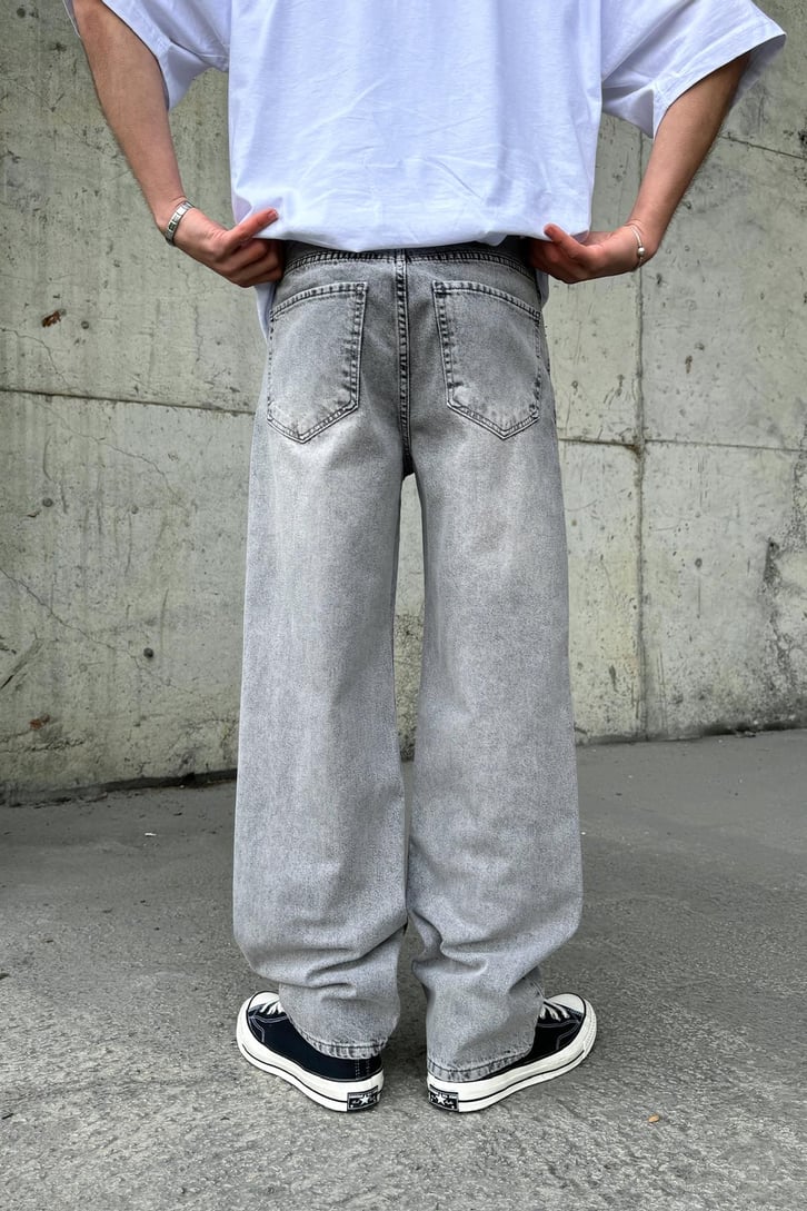 Basic Yıkamalı Regular Jean