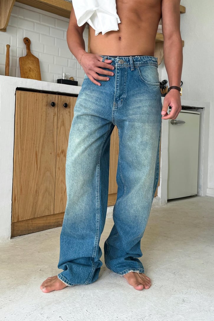 Basic Yıkamalı Regular Jean