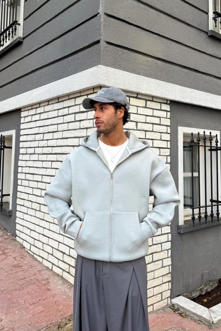 Basic Zip Hoodie