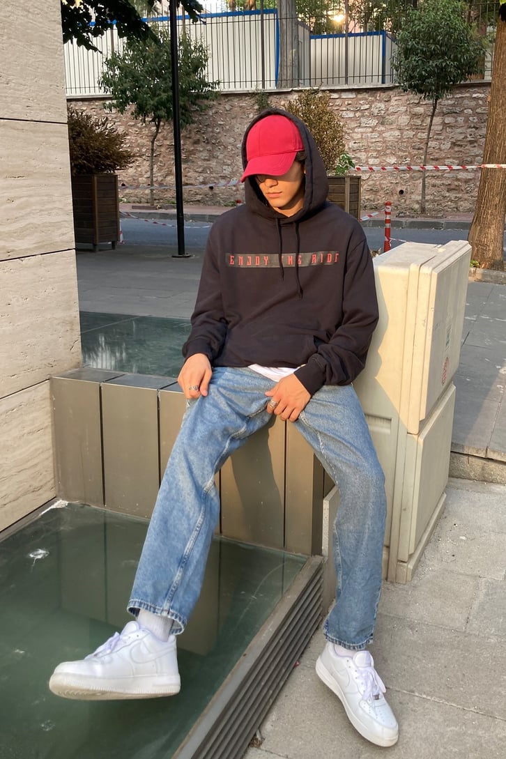 BASKILI HOODIE