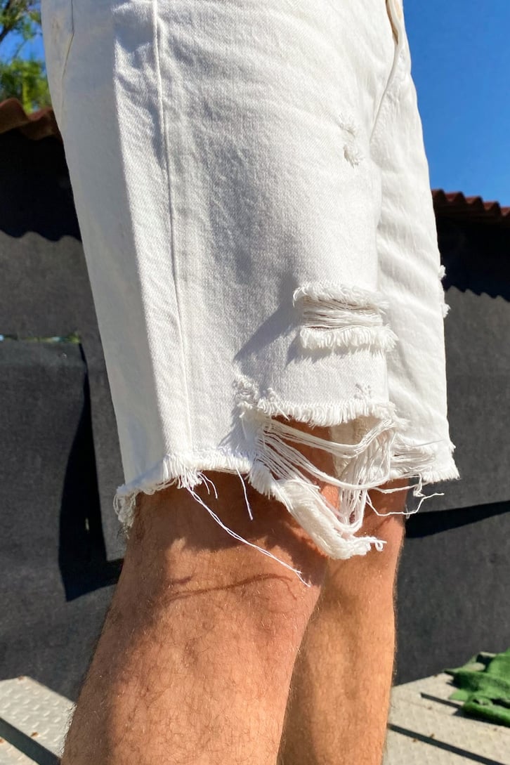 Batik Desen Krem Kot Şort