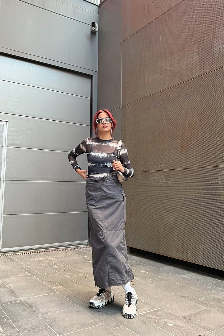 Batik Desen Siyah Tül Bluz