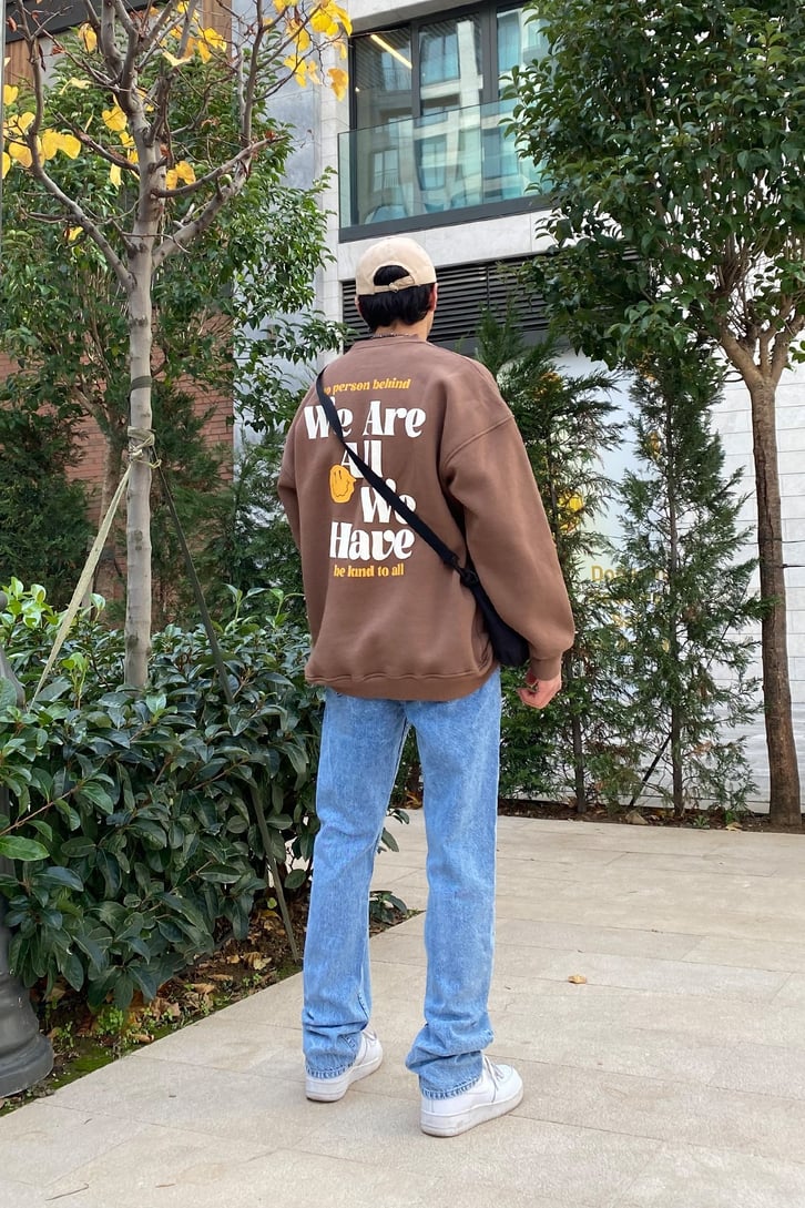 Be Kind Pinted Oversize Brown Sweatshirt