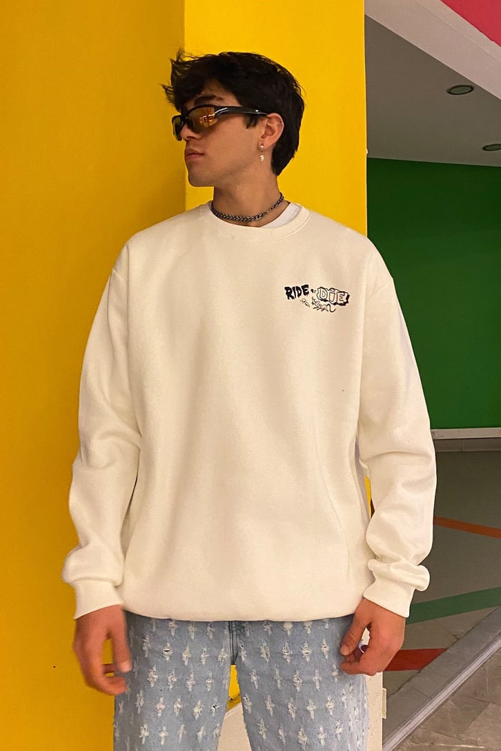 Beach Ghouls Oversize Printed Beyaz Sweatshirt