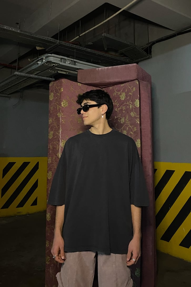 Beach Party Oversize Washed Tee