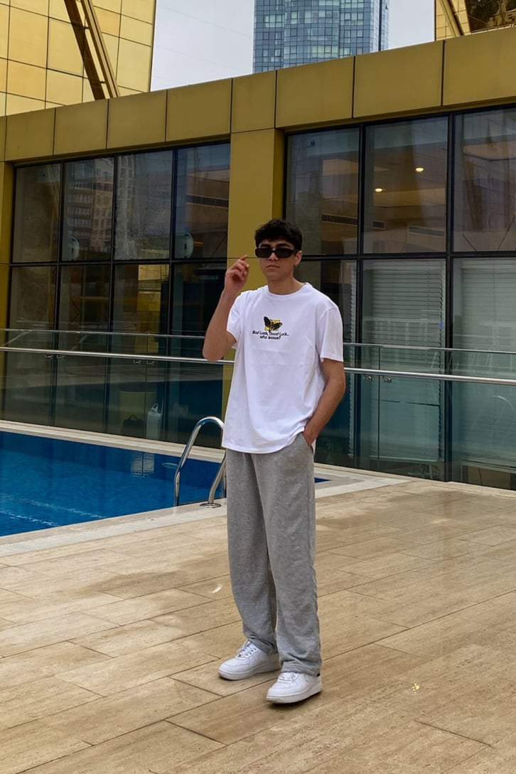 Bee Printed Regular Fit Tshirt