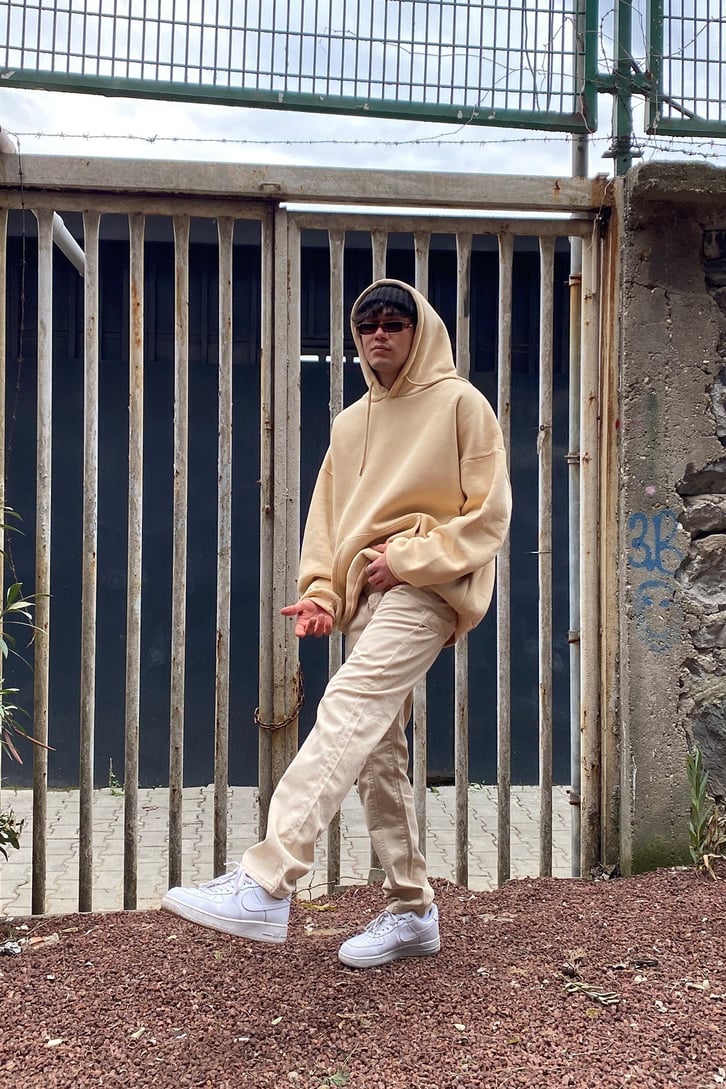 Beige Carrot Fit Skate Pant
