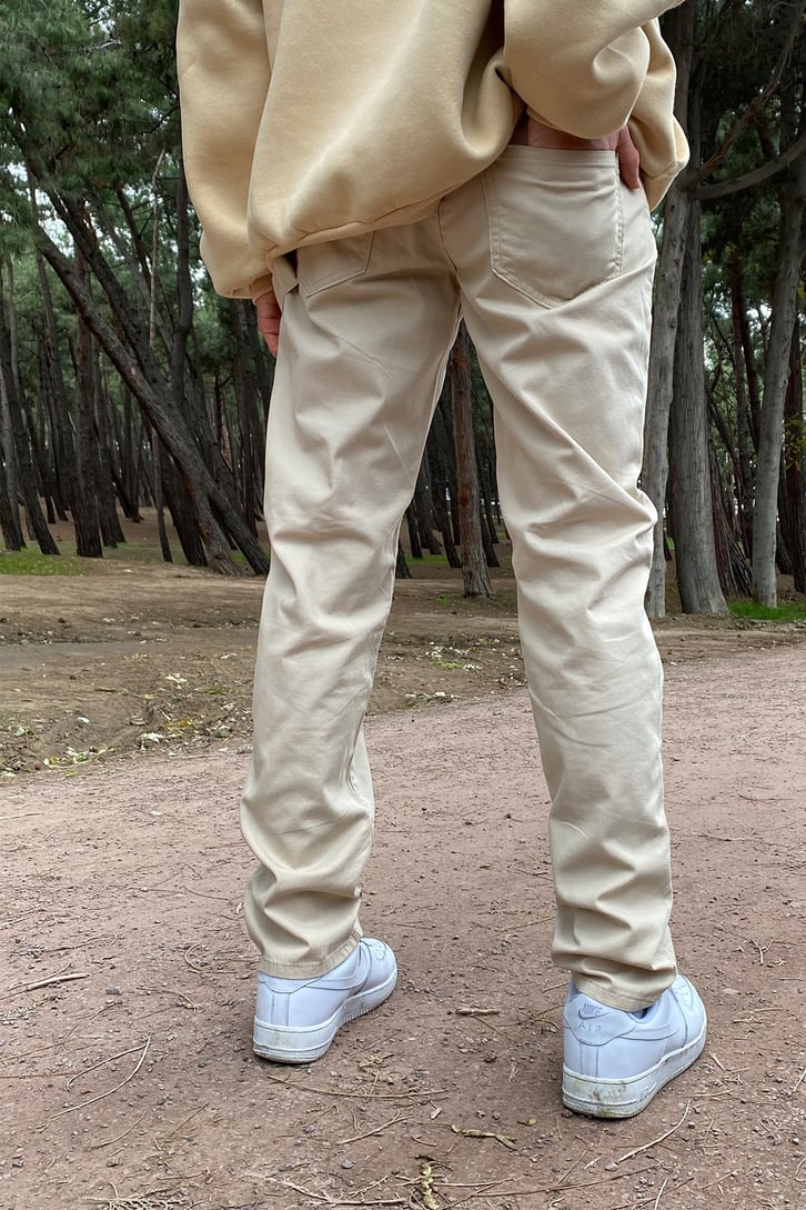 Beige Carrot Fit Skate Pant