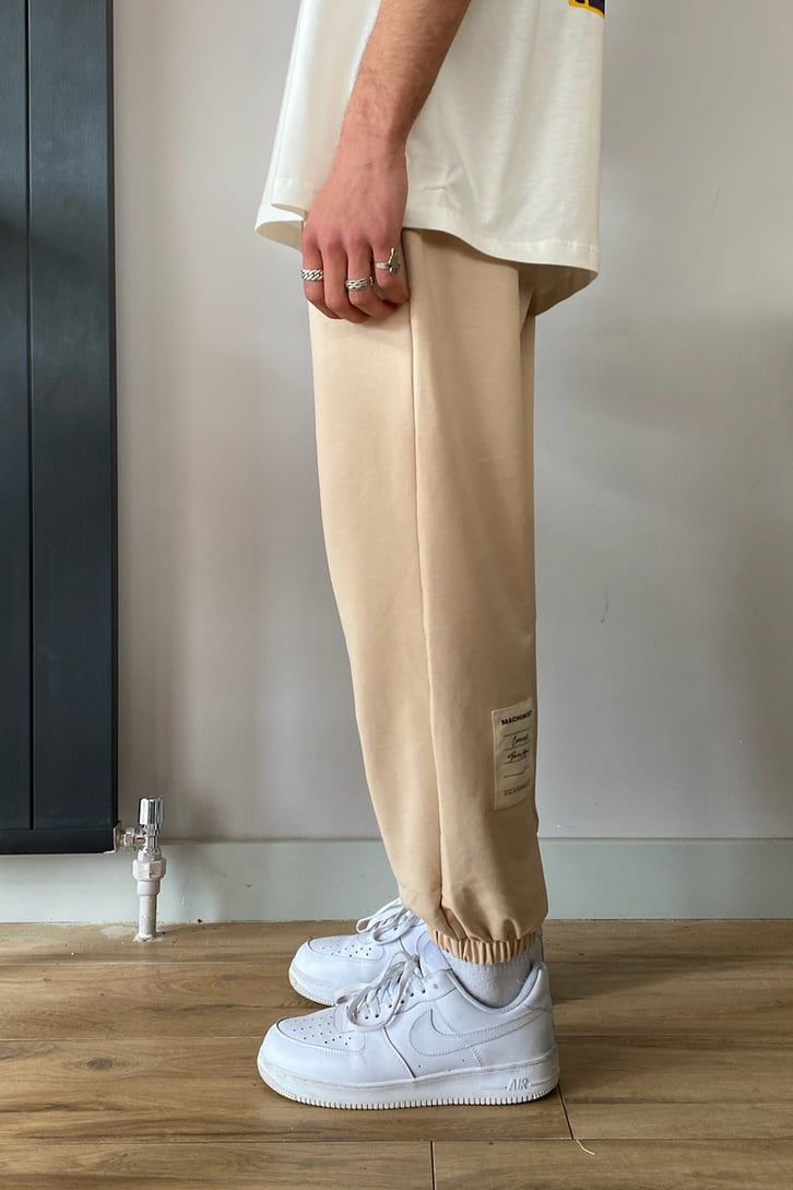 Beige Etiket Detay Oversize Sweatpant