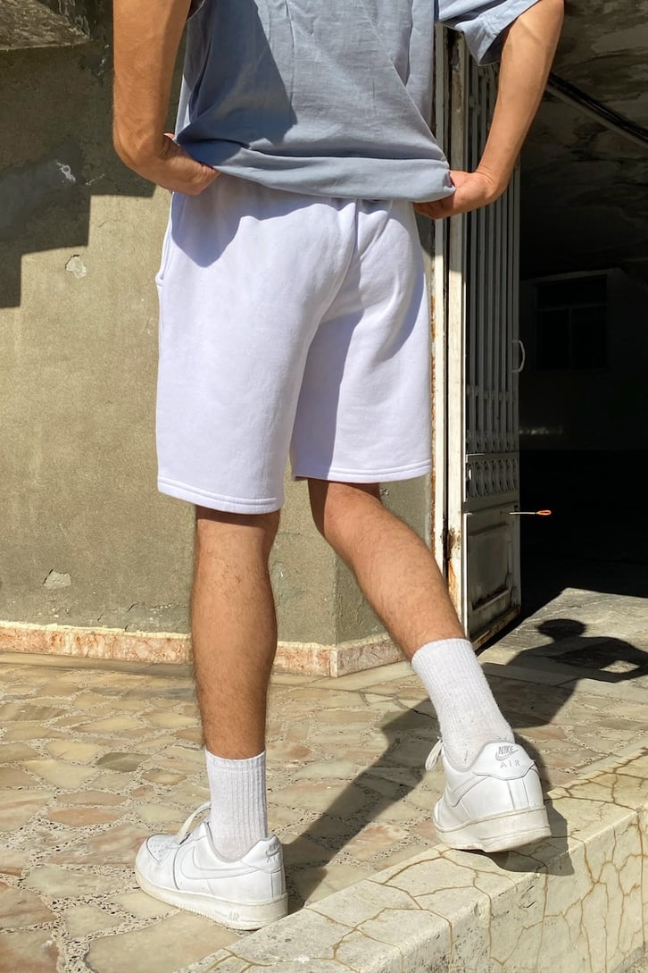 Bel Lastikli Basic Kırık Beyaz Şort