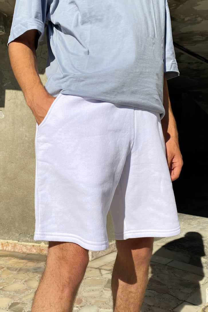 Bel Lastikli Basic Kırık Beyaz Şort