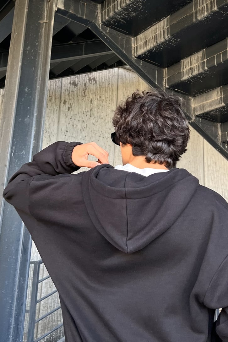 Bel Lastikli Fermuarlı Siyah Oversize Sweatshirt