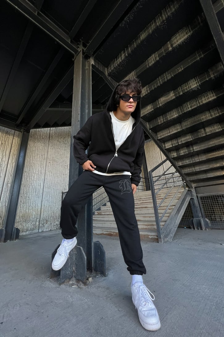 Bel Lastikli Fermuarlı Siyah Oversize Sweatshirt