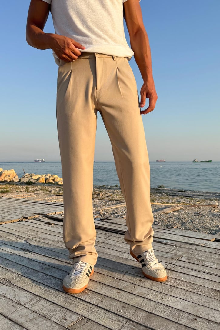 Bel Lastikli Taş Rengi Kumaş Pantolon