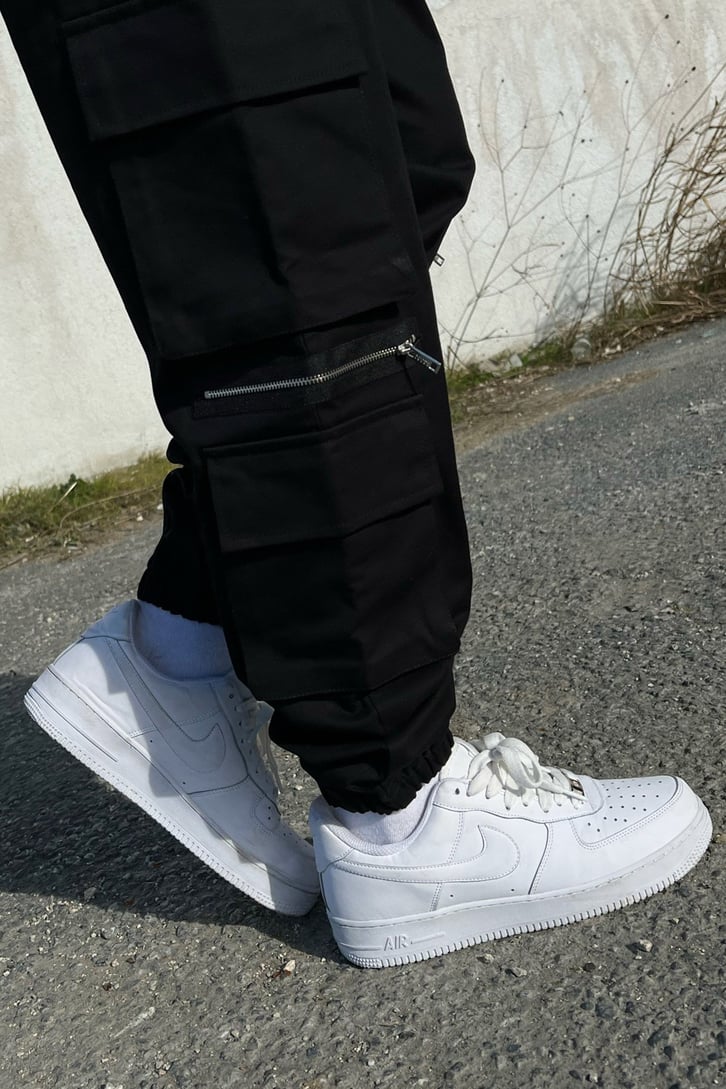 Bel Lastikli Zip Detay Siyah Jogger Pantolon