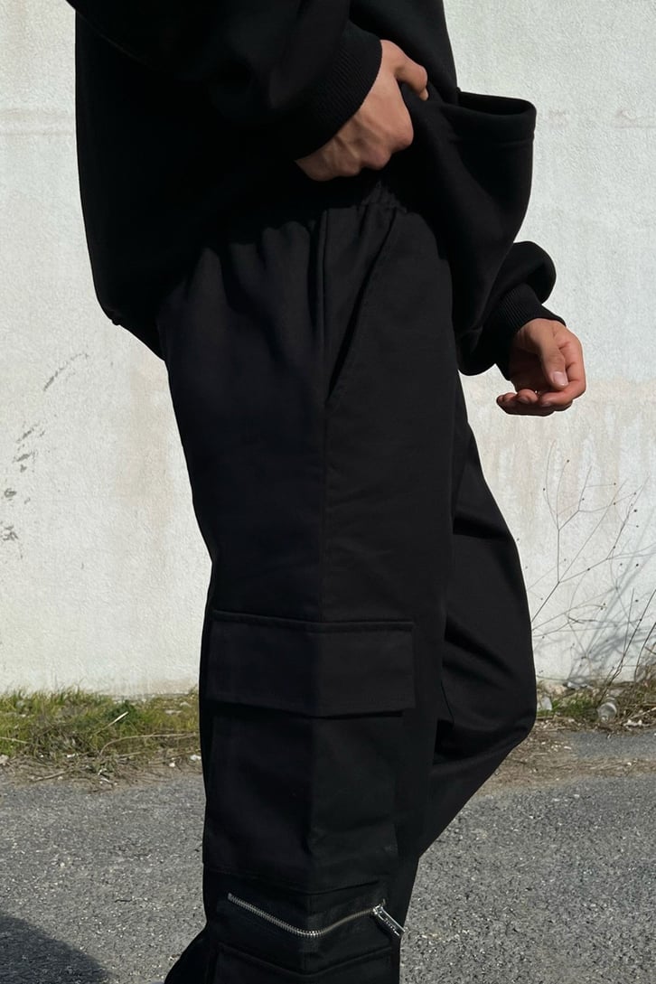 Bel Lastikli Zip Detay Siyah Jogger Pantolon