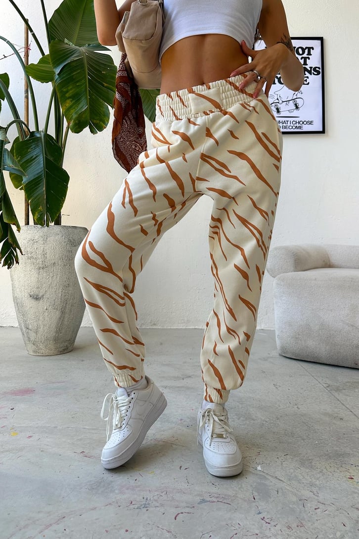 Beli Lastikli Kadın Zebra Eşofman Altı
