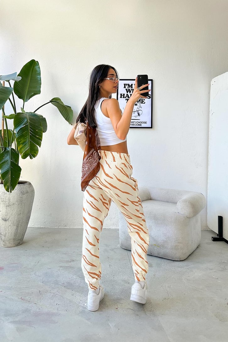 Beli Lastikli Kadın Zebra Eşofman Altı