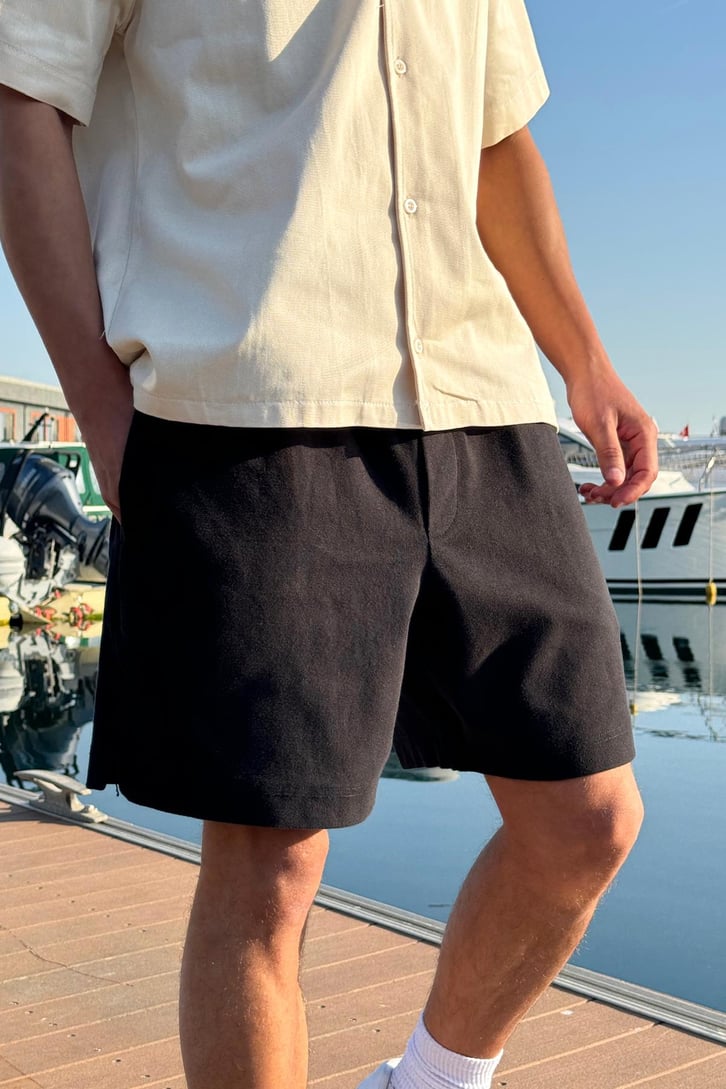 Bermuda Bel Lastikli Basic Şort