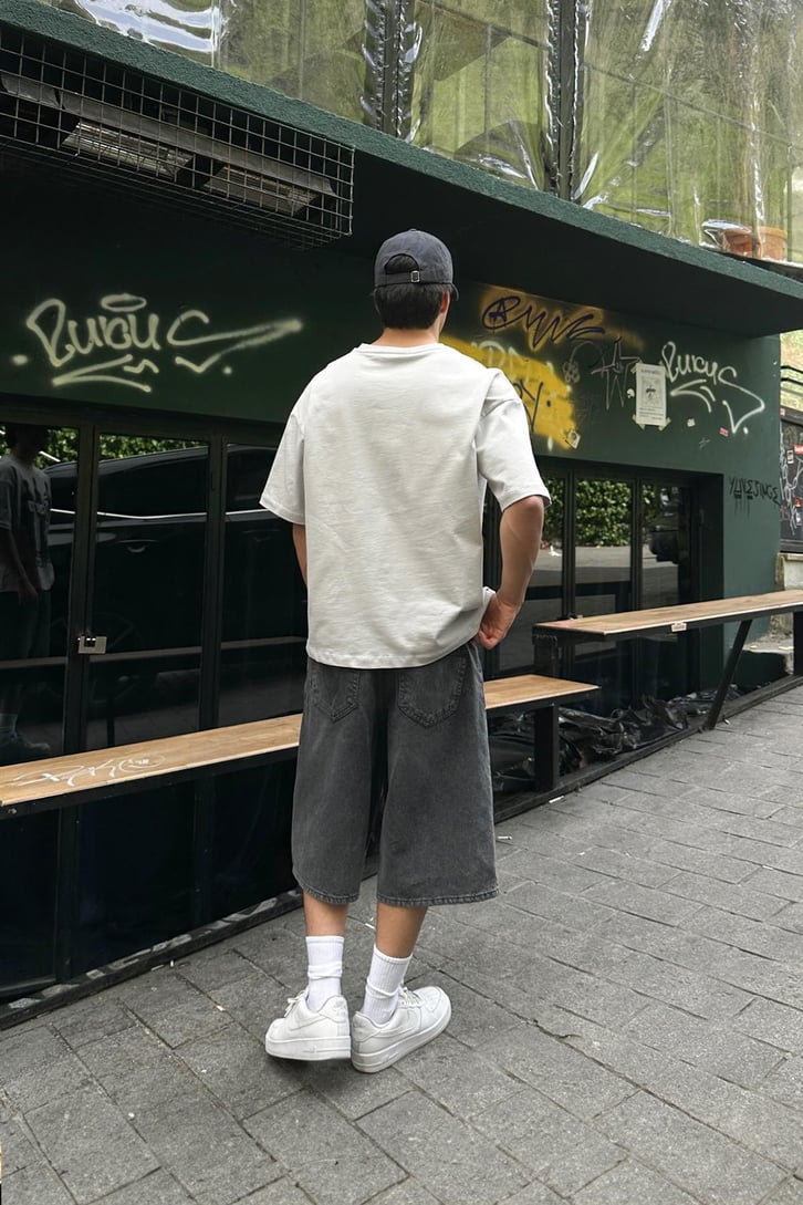 Betrayed Baskılı Oversize Tişört