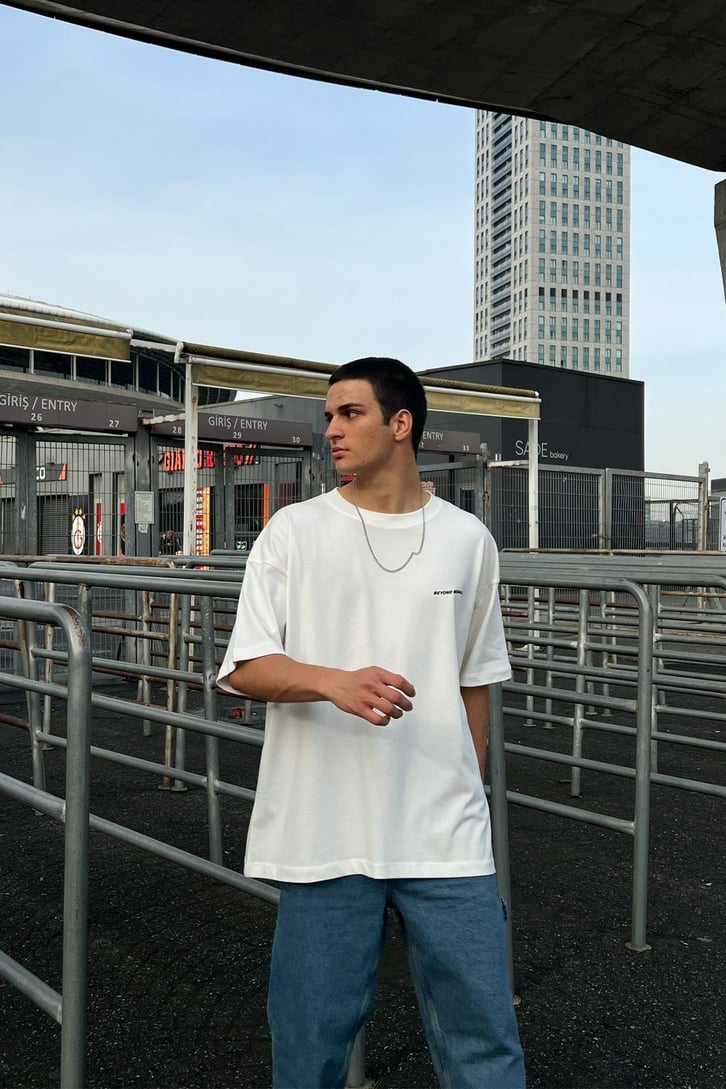 Beyond Medals Oversize Tshirt