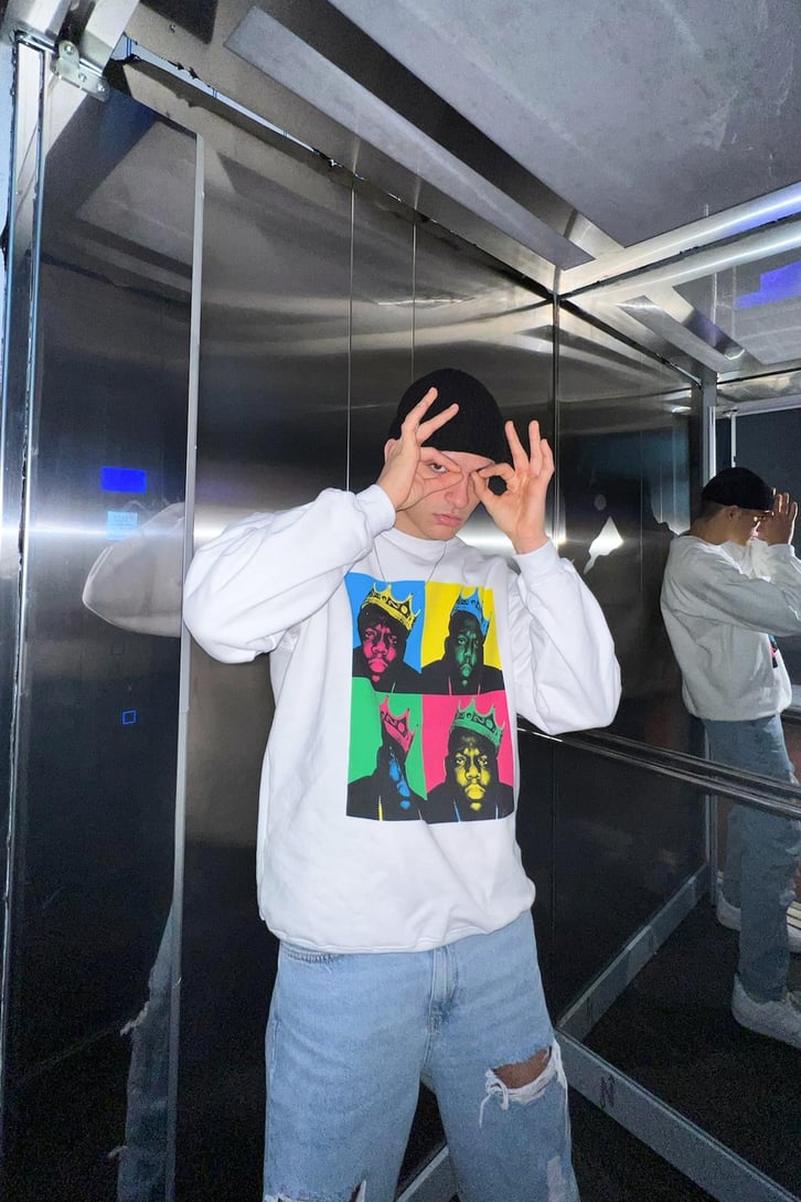 Biggie Baskılı Beyaz Oversize Sweatshirt