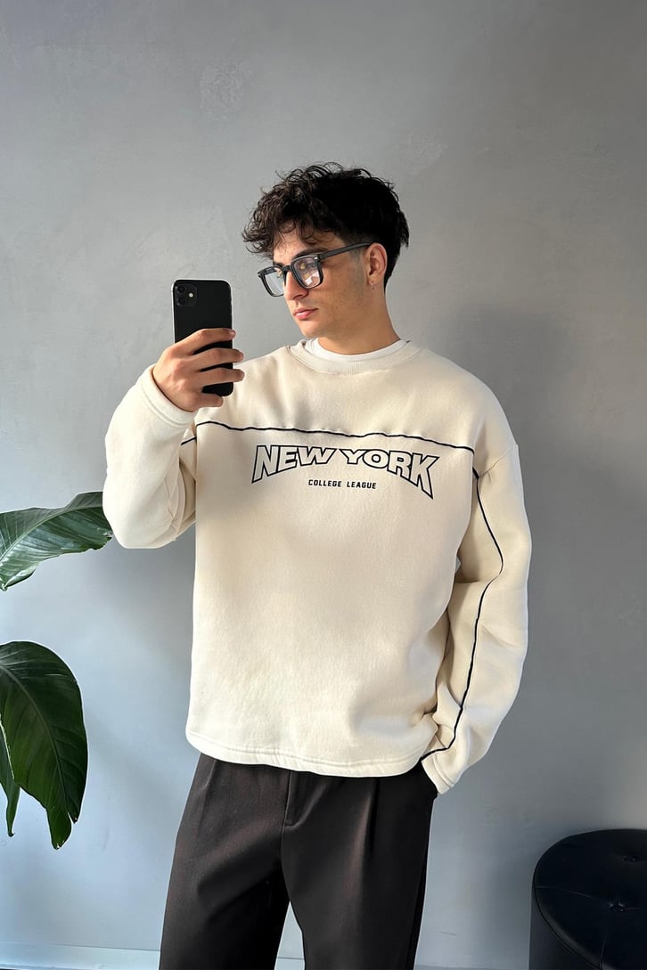 Biye Geçişli Baskılı Oversize Sweatshirt