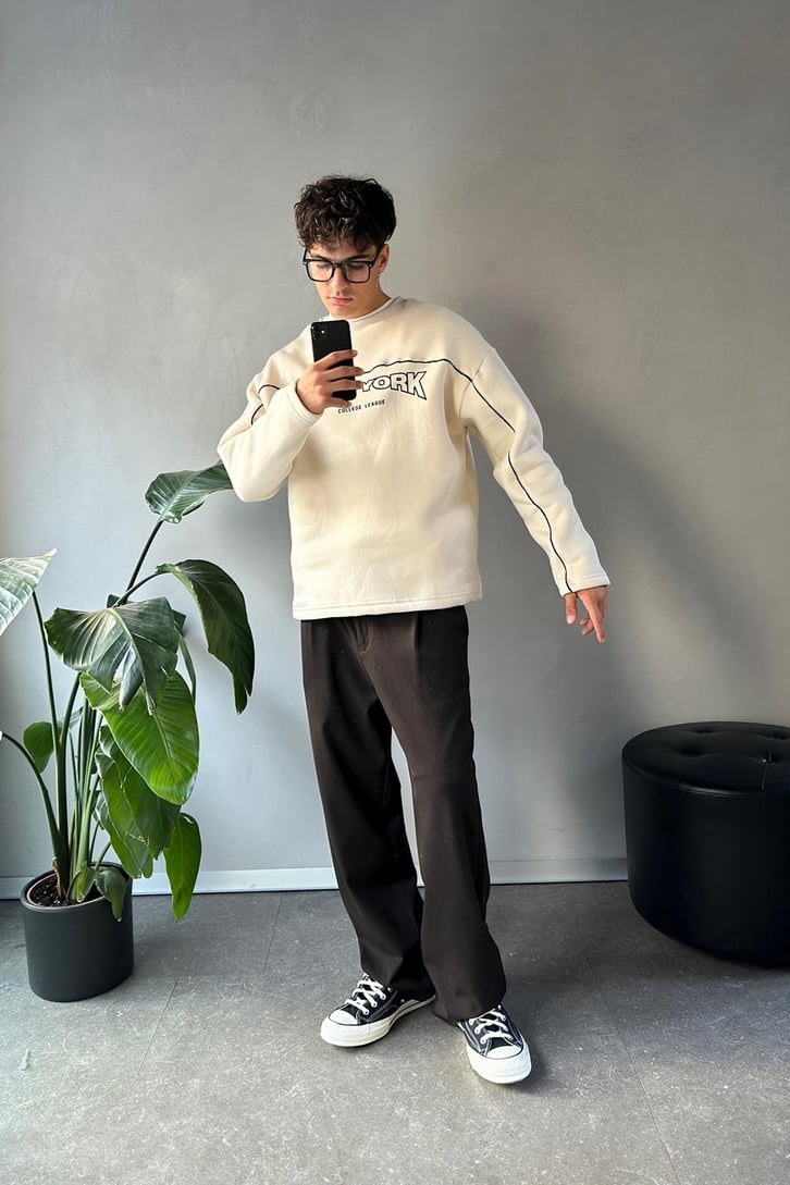 Biye Geçişli Baskılı Oversize Sweatshirt