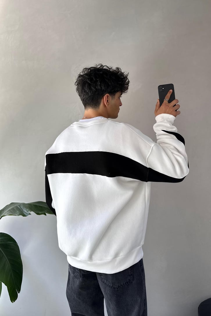 Biye Geçişli Bisiklet Yaka Sweatshirt