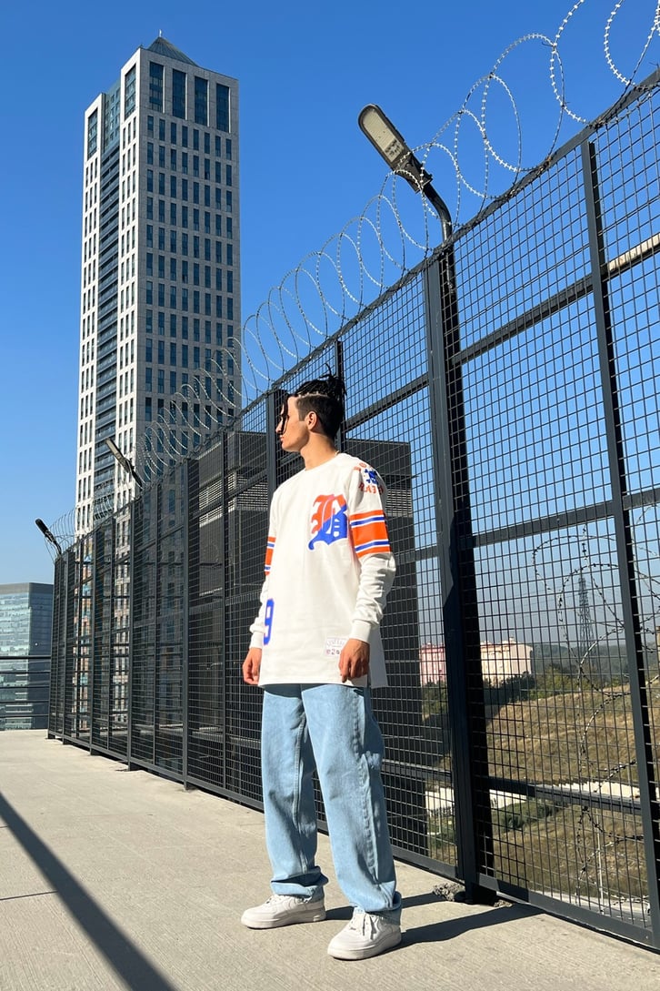 Black 99 Baskılı Beyaz Oversize Sweatshirt