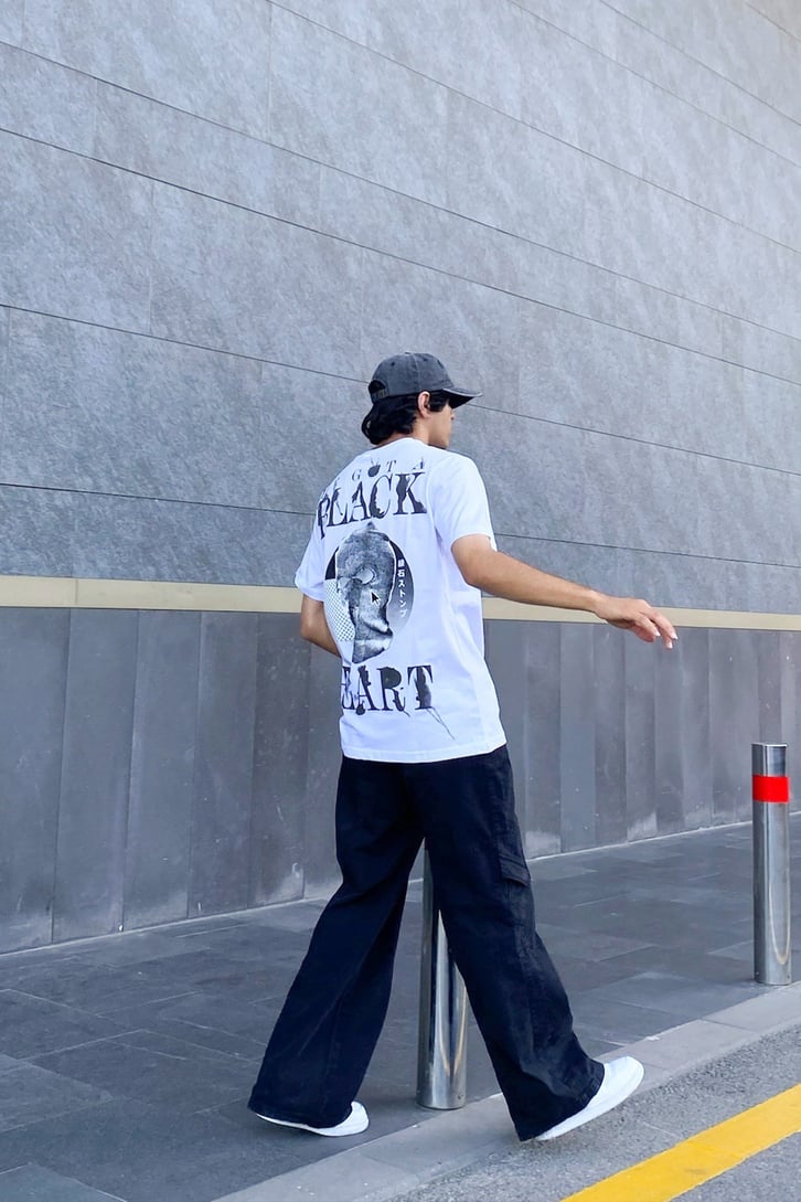 Black Heart Baskılı Beyaz Oversize Tshirt