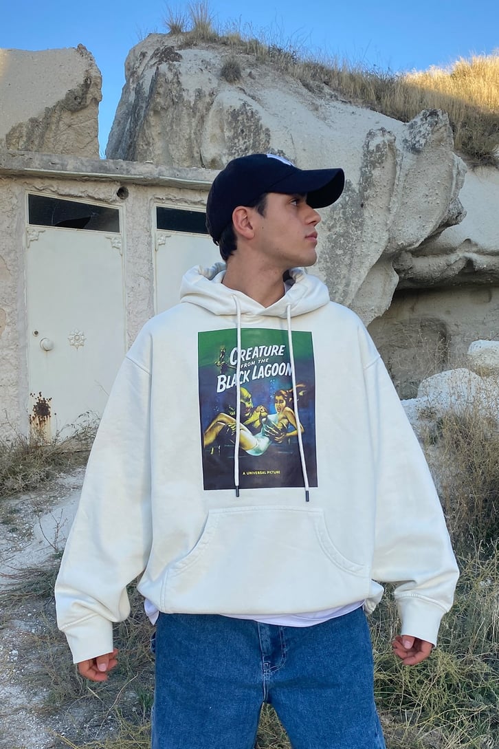 BLACK LAGOON BASKILI OVERSIZE HOODIE
