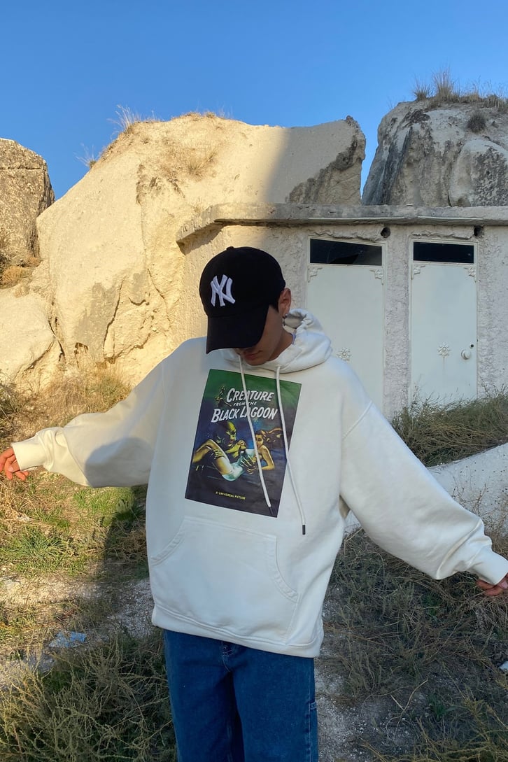 BLACK LAGOON BASKILI OVERSIZE HOODIE