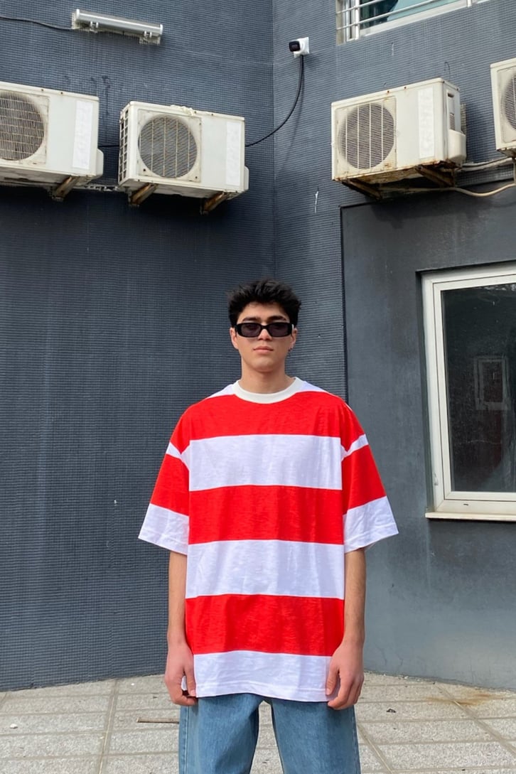 Block Desen Red and White Oversize Tshirt