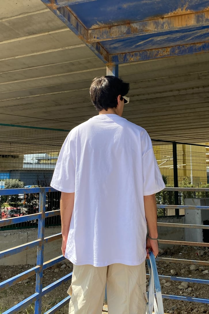 Bloody Grafiti Baskılı Oversize Tshirt