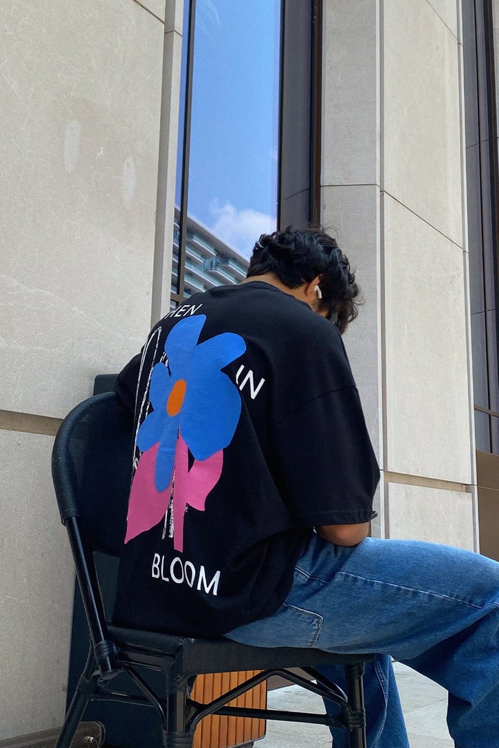 Bloom Sırt Baskılı Siyah Oversize Tshirt