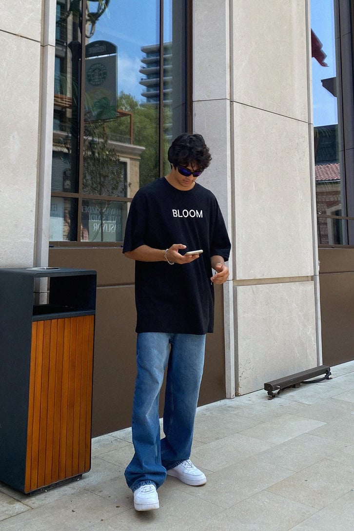 Bloom Sırt Baskılı Siyah Oversize Tshirt