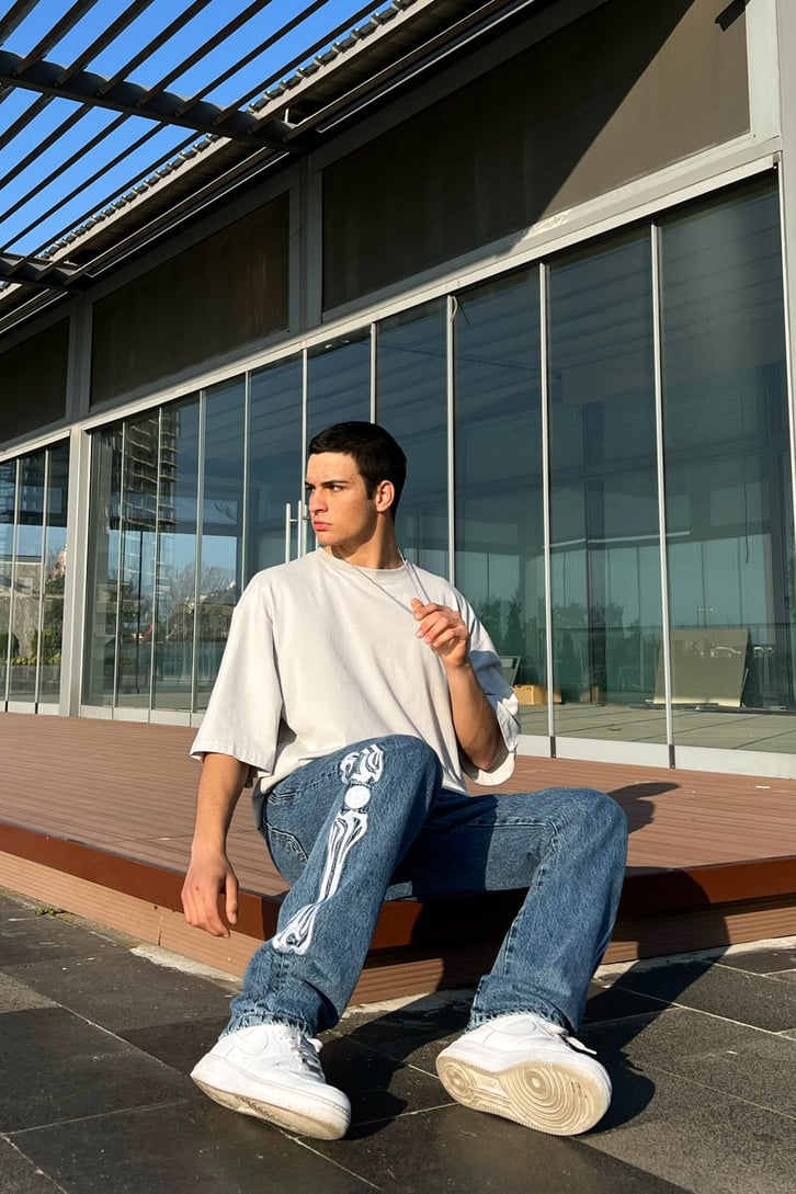 Bone Nakışlı Buz Mavi Regular Fit Jean