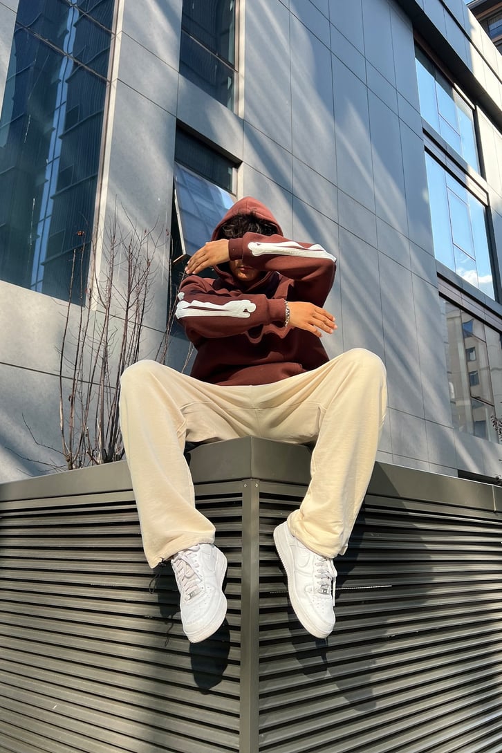 Bone Nakışlı Kahverengi Oversize Sweatshirt