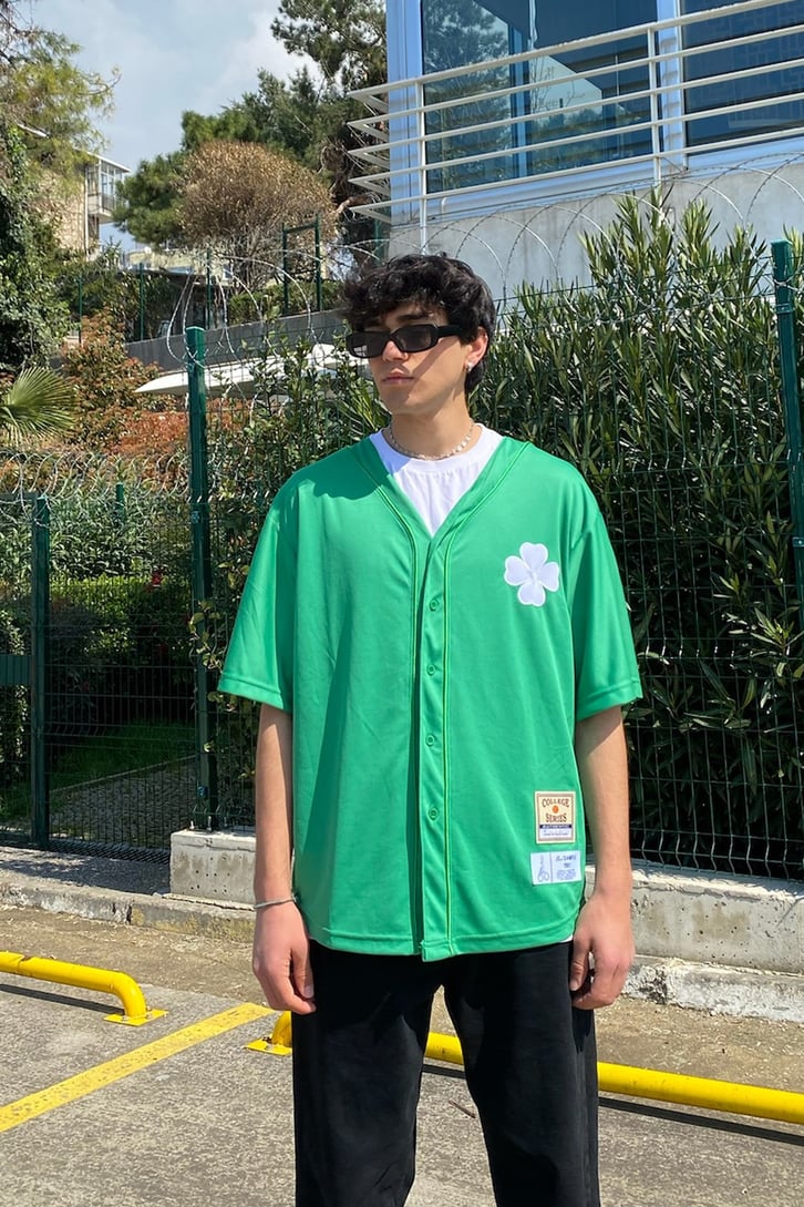 Bostom Clover Yeşil Oversize Forma