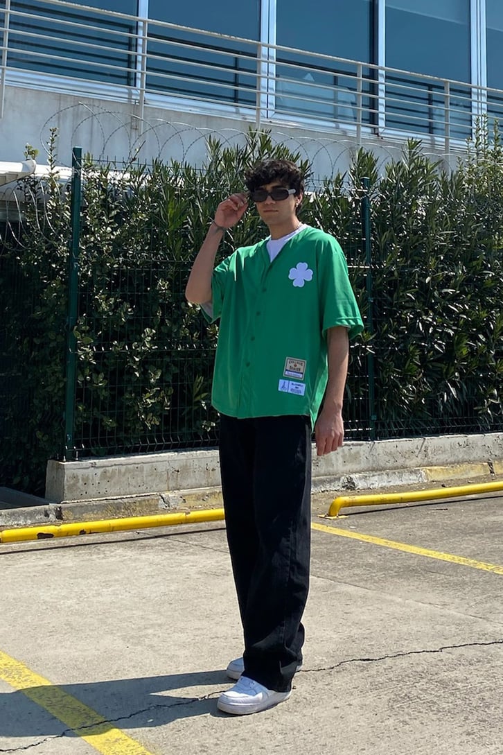 Bostom Clover Yeşil Oversize Forma